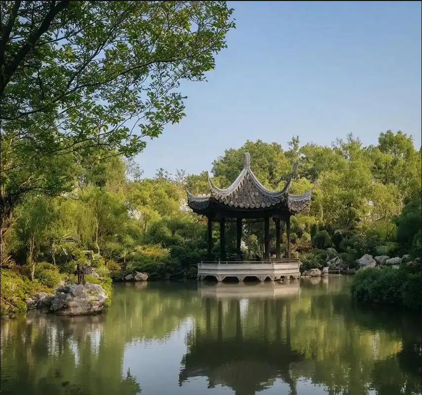 海南花留餐饮有限公司